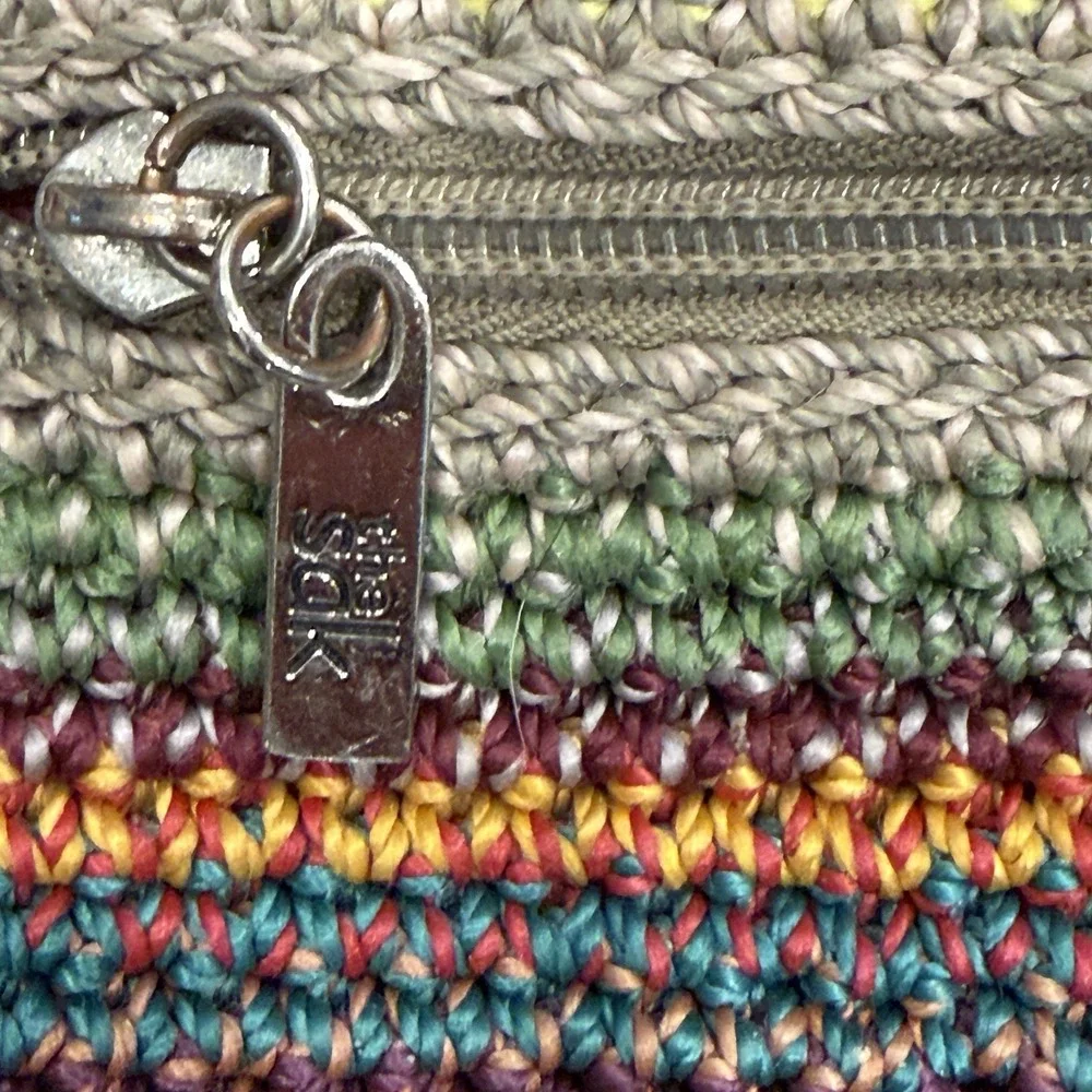 The‎ Sak Crochet Gypsy Striped Boho Shoulder Tote Bag Zipper Pocket